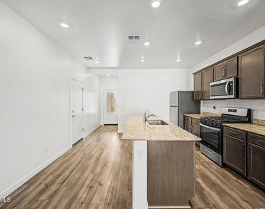 24564 W St Catherine Avenue - Photo Thumbnail 13