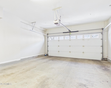 4816 N Woodmere Fairway -- - Photo Thumbnail 23