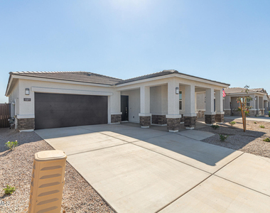 15371 W Smoketree Drive - Photo Thumbnail 2
