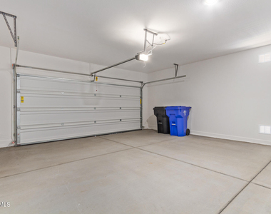 15371 W Smoketree Drive - Photo Thumbnail 32