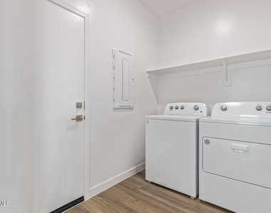 15371 W Smoketree Drive - Photo Thumbnail 31