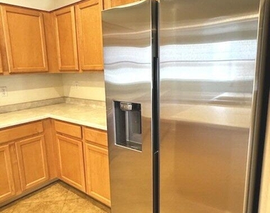 3131 E Silversmith Trail - Photo Thumbnail 12