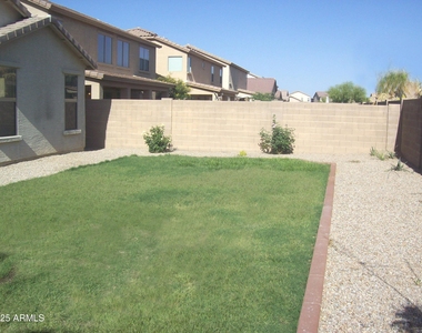 3131 E Silversmith Trail - Photo Thumbnail 4