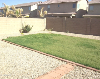 3131 E Silversmith Trail - Photo Thumbnail 3