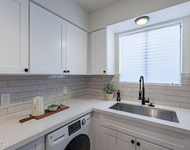 4740 E Portland Street - Photo Thumbnail 11
