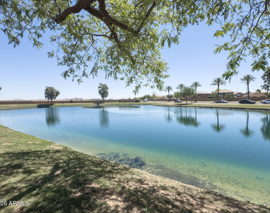 36496 W Pampoloma Avenue - Photo Thumbnail 32