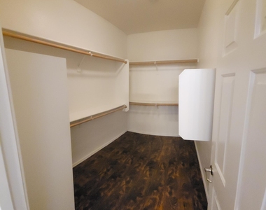 1414 E Bautista Road - Photo Thumbnail 10