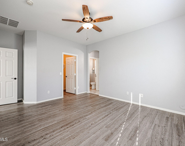 15301 N 138th Lane - Photo Thumbnail 10