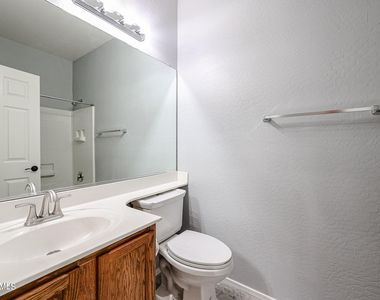 15301 N 138th Lane - Photo Thumbnail 15