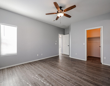 15301 N 138th Lane - Photo Thumbnail 11