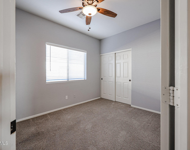 15301 N 138th Lane - Photo Thumbnail 17