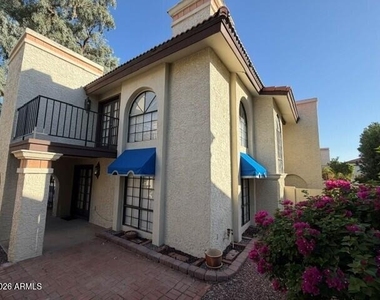 5023 E Siesta Drive - Photo Thumbnail 12