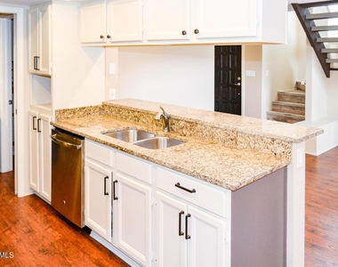 5023 E Siesta Drive - Photo Thumbnail 1