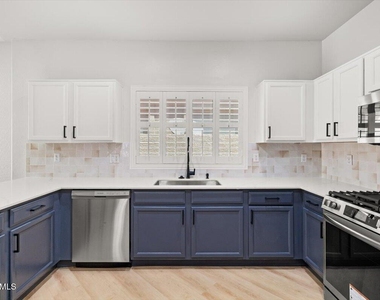 42418 N 46th Lane - Photo Thumbnail 13