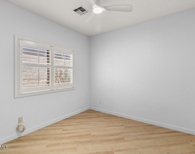 42418 N 46th Lane - Photo Thumbnail 25