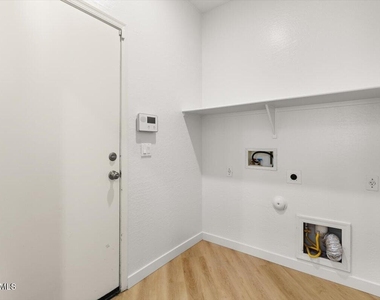 42418 N 46th Lane - Photo Thumbnail 14