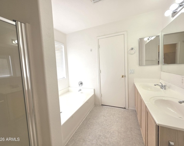30469 N Plantation Drive - Photo Thumbnail 17