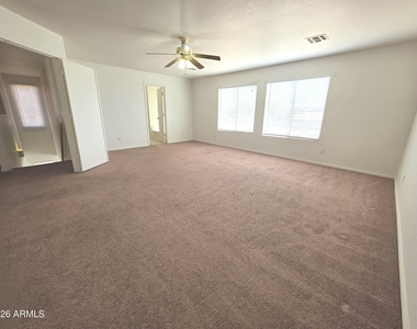30469 N Plantation Drive - Photo Thumbnail 15