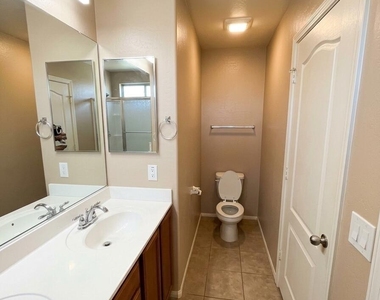 7123 N 72nd Drive - Photo Thumbnail 11