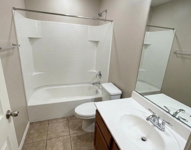 7123 N 72nd Drive - Photo Thumbnail 12