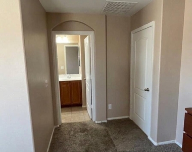 7123 N 72nd Drive - Photo Thumbnail 10