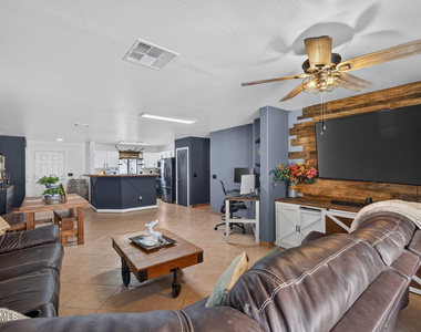 2681 S Powell Road - Photo Thumbnail 5