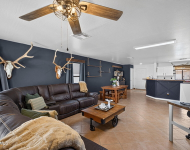 2681 S Powell Road - Photo Thumbnail 6