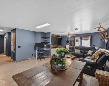 2681 S Powell Road - Photo Thumbnail 7