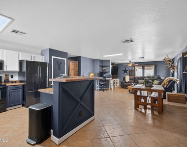 2681 S Powell Road - Photo Thumbnail 12