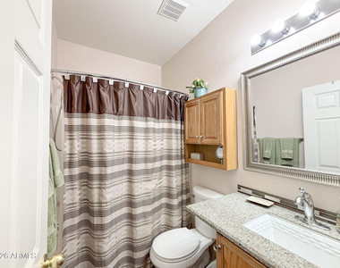 205 N 74th Street - Photo Thumbnail 8