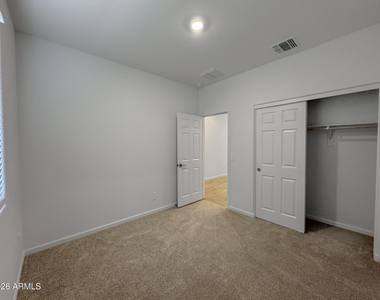 18236 W Avenida Del Sol -- - Photo Thumbnail 6