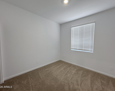 18236 W Avenida Del Sol -- - Photo Thumbnail 5