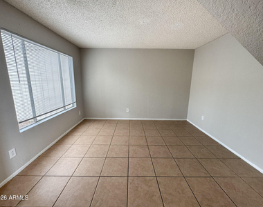 1765 E Pepper Circle - Photo Thumbnail 6
