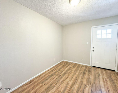 1765 E Pepper Circle - Photo Thumbnail 17