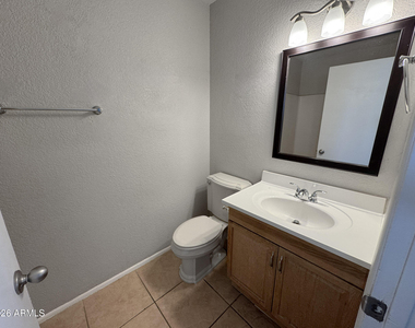1765 E Pepper Circle - Photo Thumbnail 16