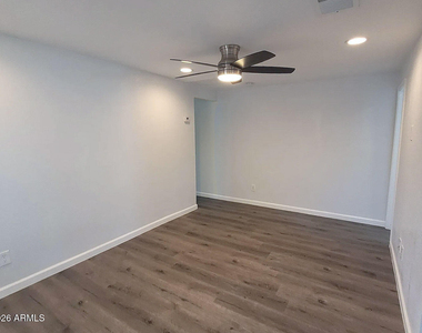 1445 E Taylor Street - Photo Thumbnail 2