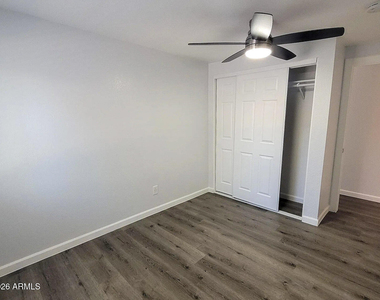 1445 E Taylor Street - Photo Thumbnail 16