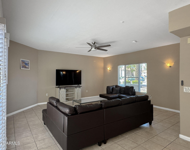 1081 W 1st Street - Photo Thumbnail 16