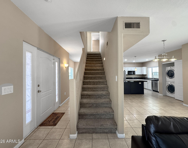 1081 W 1st Street - Photo Thumbnail 20
