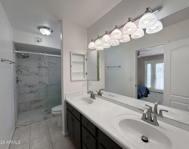 1081 W 1st Street - Photo Thumbnail 32