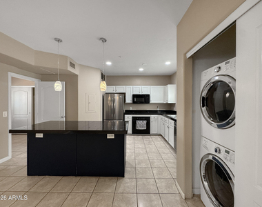 1081 W 1st Street - Photo Thumbnail 12