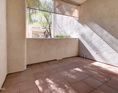 9750 N Monterey Drive - Photo Thumbnail 20