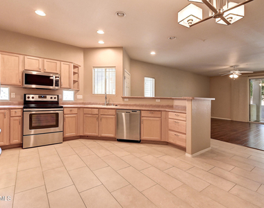 9750 N Monterey Drive - Photo Thumbnail 1