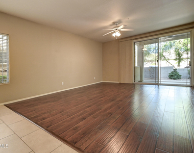 9750 N Monterey Drive - Photo Thumbnail 8