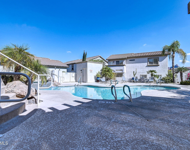 9750 N Monterey Drive - Photo Thumbnail 27