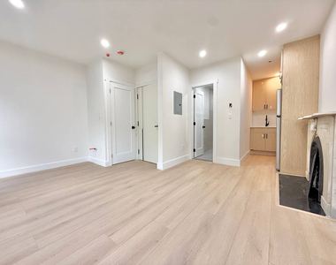 20 Hancock Street - Photo Thumbnail 2