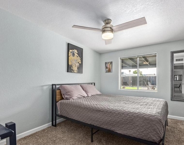 2031 E Orange Street - Photo Thumbnail 18