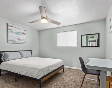 2031 E Orange Street - Photo Thumbnail 10