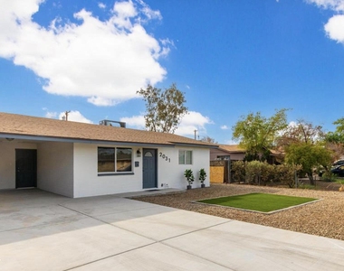 2031 E Orange Street - Photo Thumbnail 2
