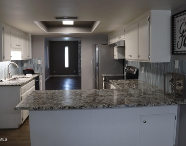5121 W Mcneil Street - Photo Thumbnail 1